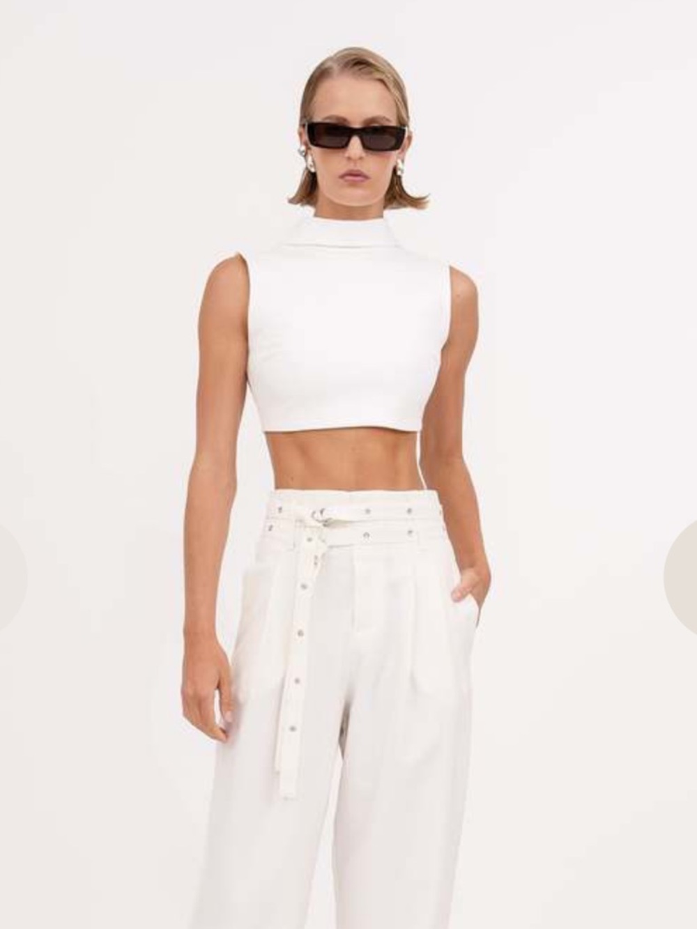 Nonchalant the Label Ryland Crop Ivory